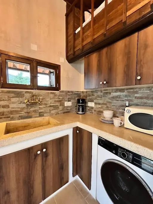 Sofia Apartment B - Stavros